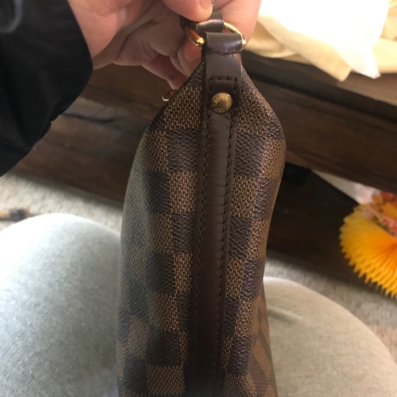 Louis Vuitton Ilovo PM - Picture 5 of 9